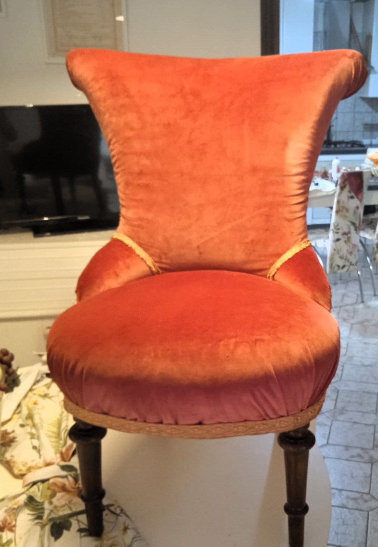 Poltroncine rimesse a&nbsp;nuovo